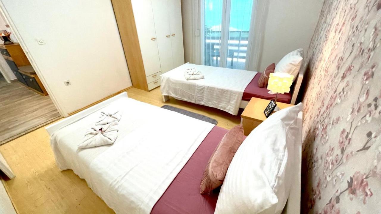 For 6 + Free Parking Place Apartment